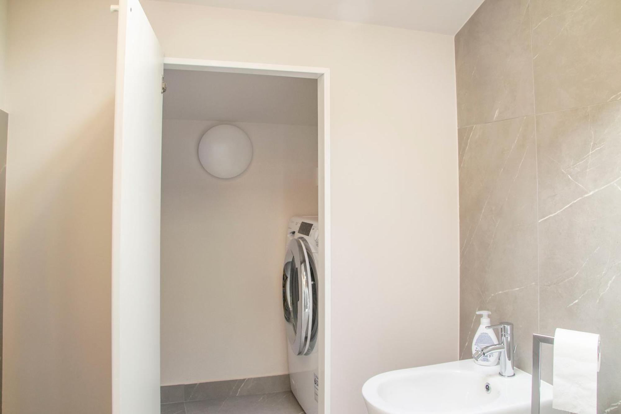 Appartamento Small Island In Milano Esterno foto